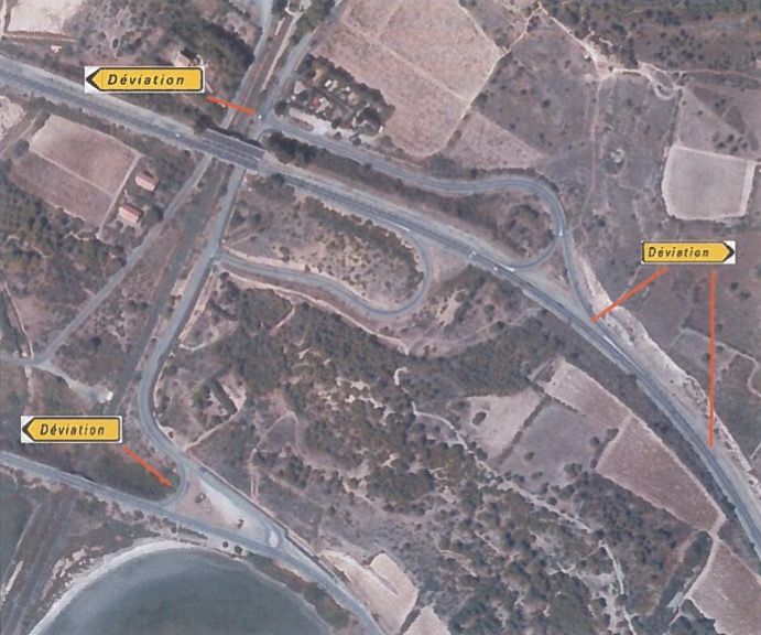 Image montrant sur une vue satellite les emplacement des déviations dû aux travaux sur la piste cyclable RD327
